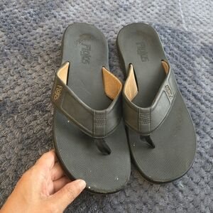 Flojos Black Flip-Flops Size 12